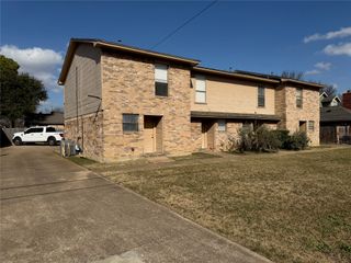 422 W 4th Street, Kennedale, TX 76060