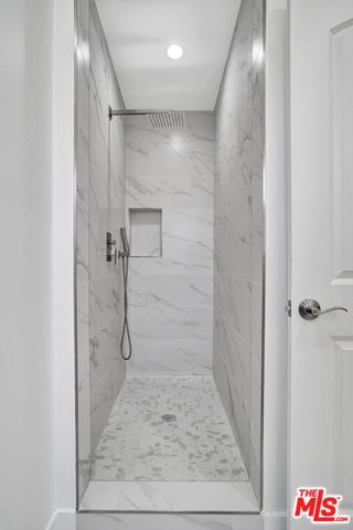 12801 Friar Street, North Hollywood (los Angeles), CA 91606