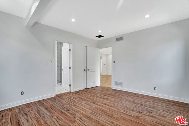 12801 Friar Street, North Hollywood (los Angeles), CA 91606