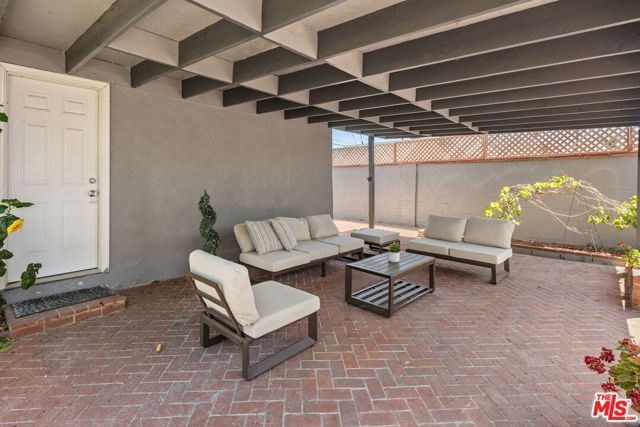 12801 Friar Street, North Hollywood (los Angeles), CA 91606