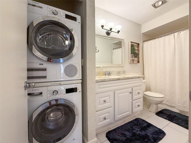 2400 N Braeswood Boulevard 233, Houston, TX 77030