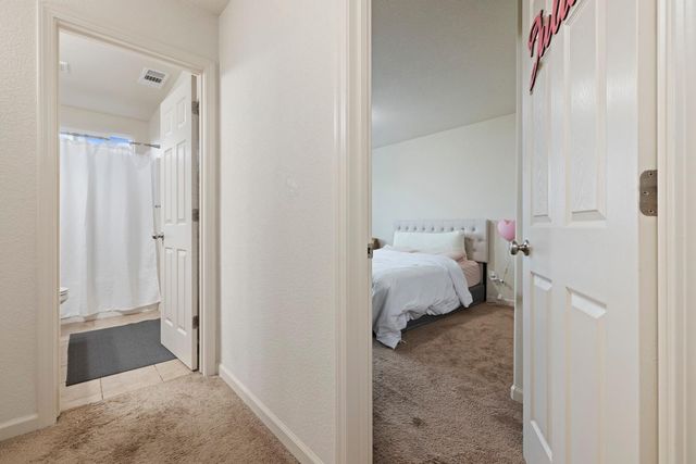 3130 Walnut Ln, Riverbank, CA 95367