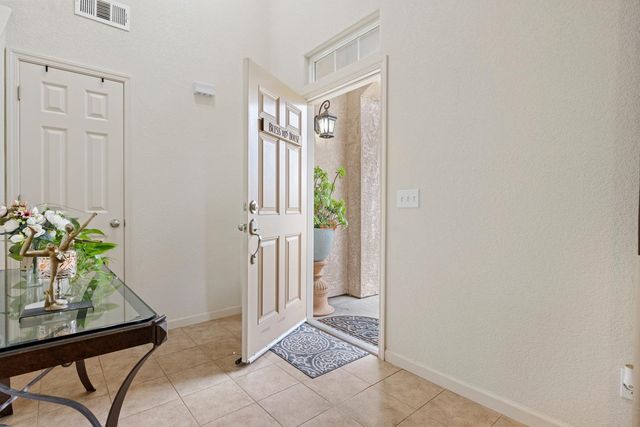 3130 Walnut Ln, Riverbank, CA 95367