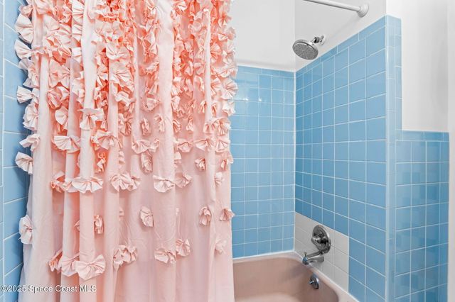 593 Cheyenne Avenue, Melbourne, FL 32935