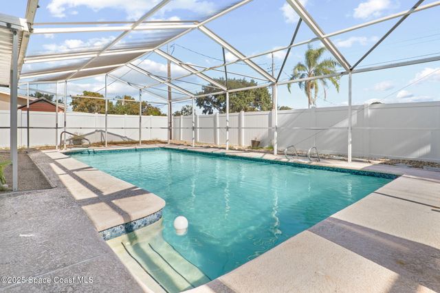 593 Cheyenne Avenue, Melbourne, FL 32935