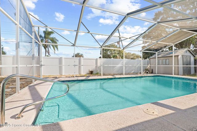 593 Cheyenne Avenue, Melbourne, FL 32935