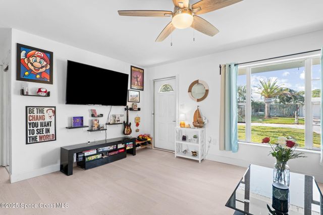 593 Cheyenne Avenue, Melbourne, FL 32935