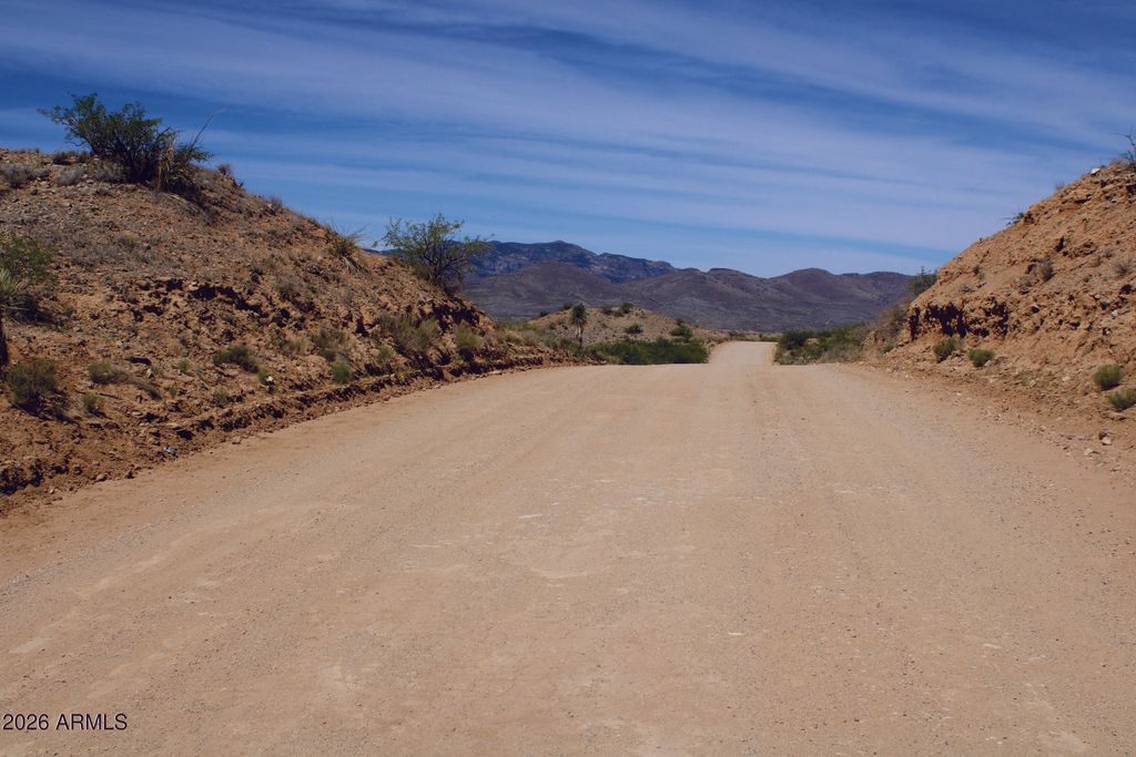 Image 5 of property listing at 11 Acres Bonita Klondyke Road 3, Willcox, AZ 85643