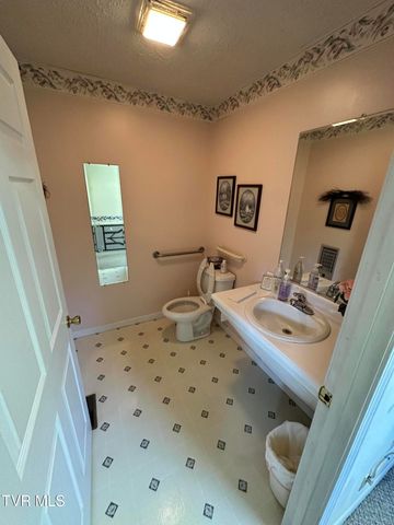 2531 Mendota Road, Mendota, VA 24270