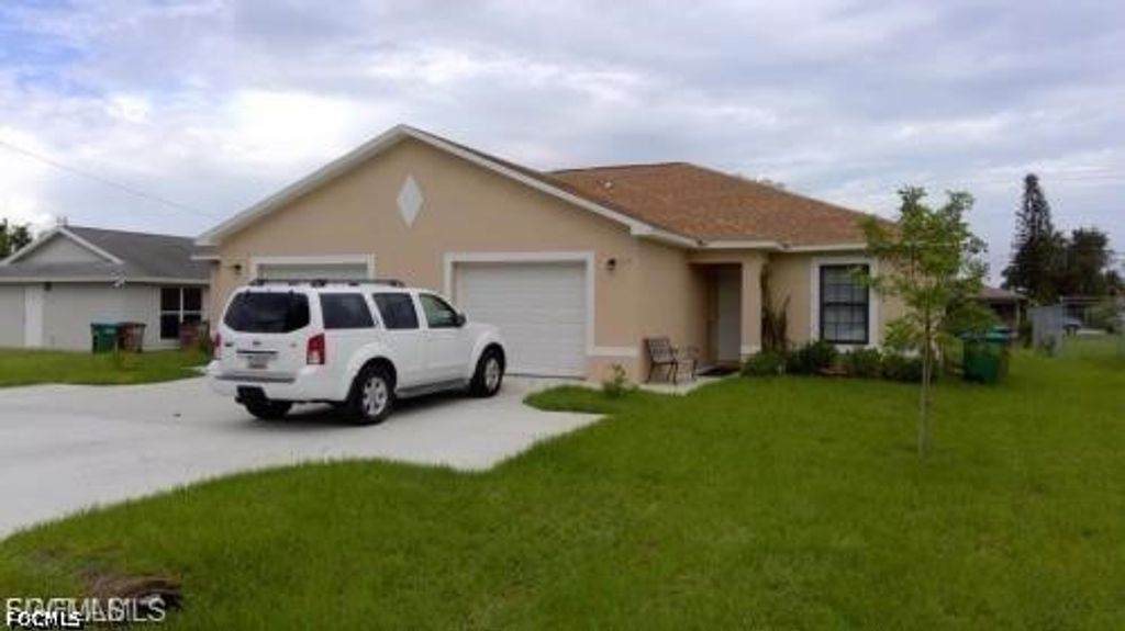 1020 SE 24th AVE, Cape Coral, FL 33990