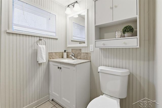 3214 Birchfield Drive, Midland, MI 48642