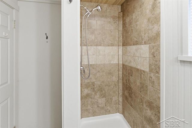 3214 Birchfield Drive, Midland, MI 48642