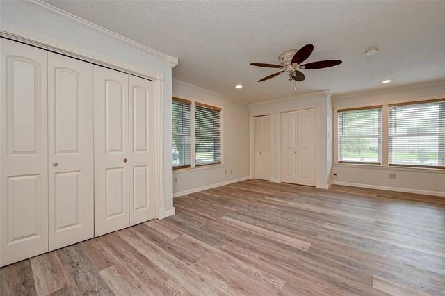 8515 Twelve Oaks Drive, Texas City, TX 77591