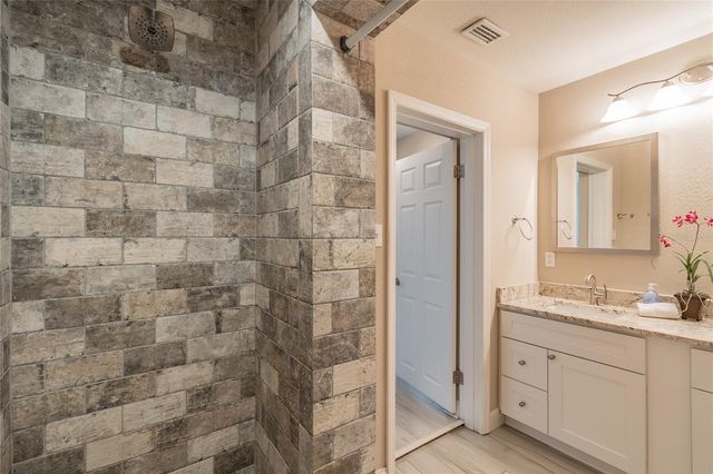 4106 W CARMEN STREET, Tampa, FL 33609