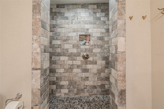 4106 W CARMEN STREET, Tampa, FL 33609