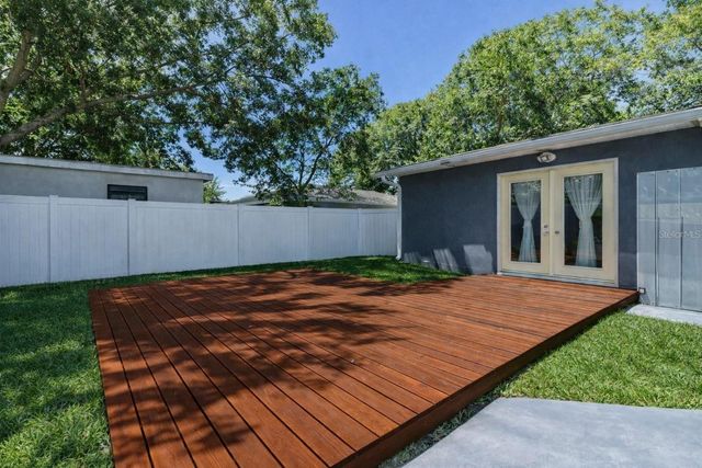 4106 W CARMEN STREET, Tampa, FL 33609