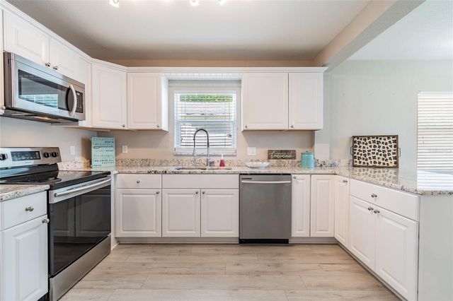 4106 W CARMEN STREET, Tampa, FL 33609