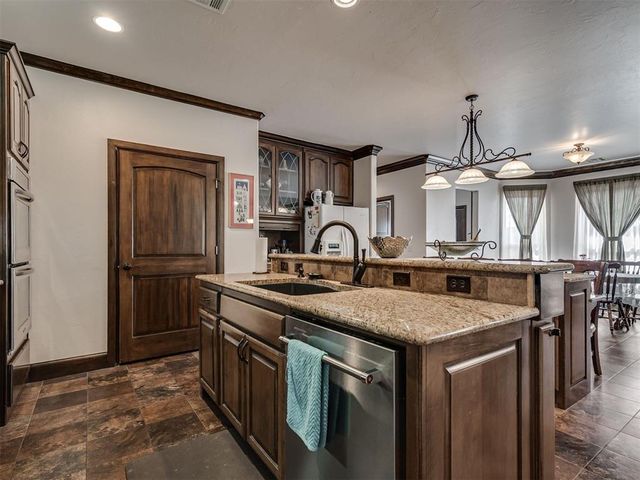 12325 Carriage Way, Oklahoma City, OK 73142