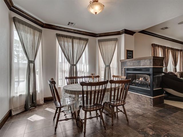 12325 Carriage Way, Oklahoma City, OK 73142