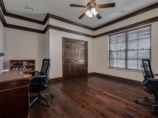 12325 Carriage Way, Oklahoma City, OK 73142