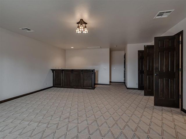 12325 Carriage Way, Oklahoma City, OK 73142