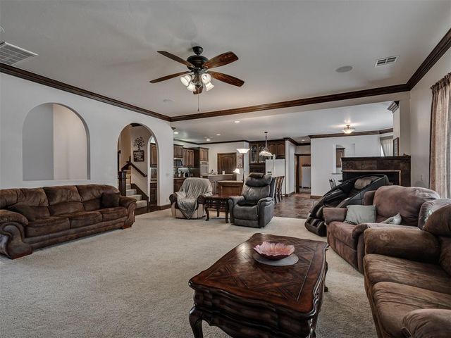 12325 Carriage Way, Oklahoma City, OK 73142