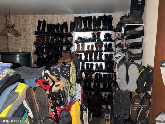 2545 SADDLE DR, Lancaster, PA 17601