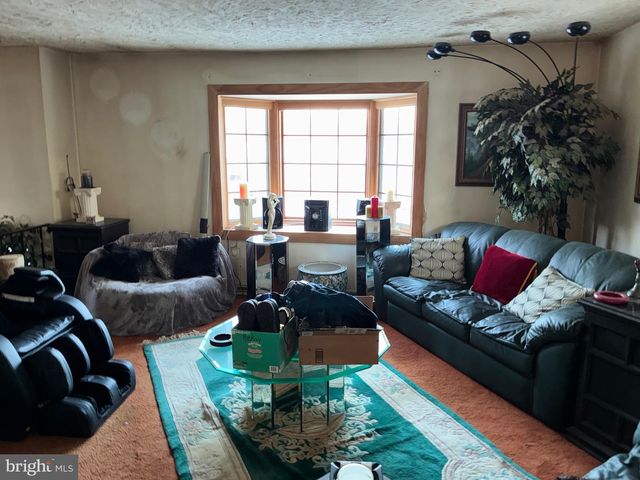 2545 SADDLE DR, Lancaster, PA 17601