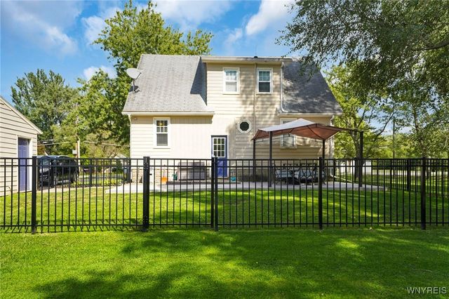 3708 Lockport Olcott Road, Newfane, NY 14094