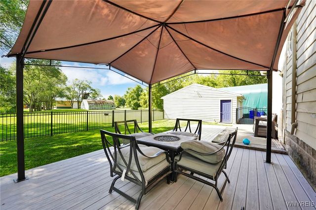 3708 Lockport Olcott Road, Newfane, NY 14094