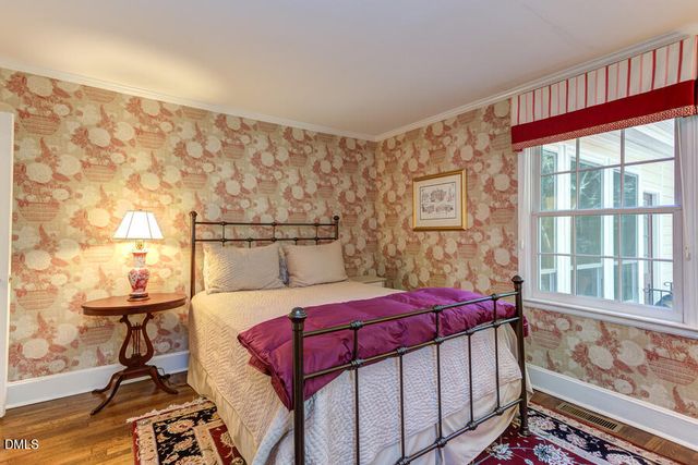 519 Dogwood Drive, Chapel Hill, NC 27516