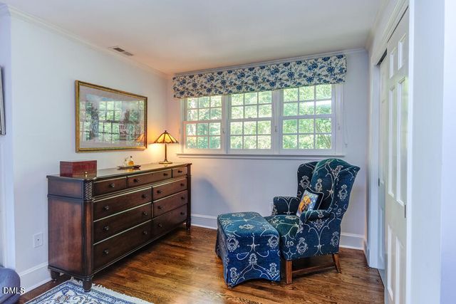 519 Dogwood Drive, Chapel Hill, NC 27516