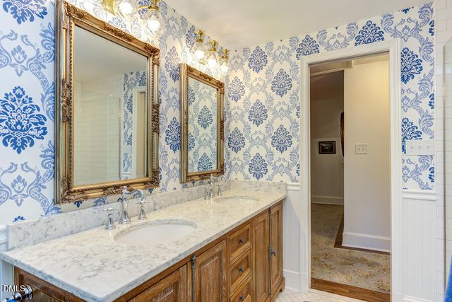 519 Dogwood Drive, Chapel Hill, NC 27516