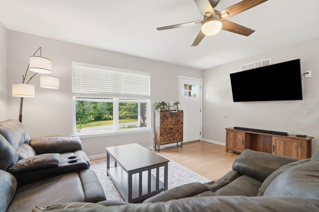6610 Rogers Lane, Burlington, KY 41005