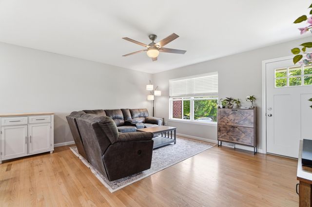 6610 Rogers Lane, Burlington, KY 41005