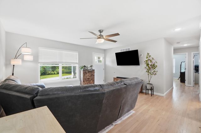 6610 Rogers Lane, Burlington, KY 41005