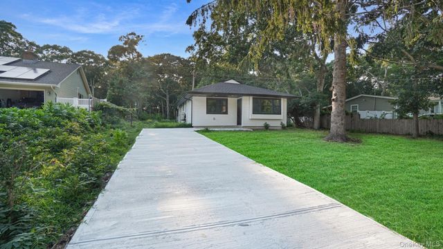 52 Crystal Beach Boulevard, Moriches, NY 11955