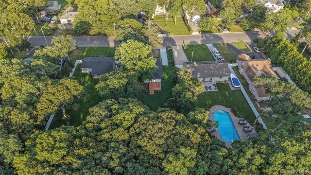 52 Crystal Beach Boulevard, Moriches, NY 11955