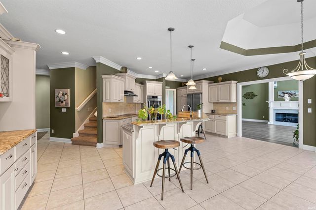 6921 Mangrove Lane, Fort Wayne, IN 46835