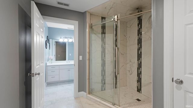 6921 Mangrove Lane, Fort Wayne, IN 46835