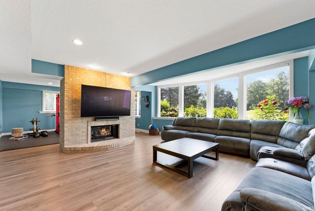 6921 Mangrove Lane, Fort Wayne, IN 46835