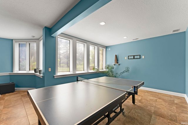 6921 Mangrove Lane, Fort Wayne, IN 46835