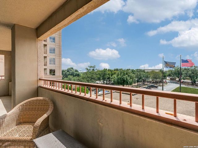 1 Towers Park Ln Apt 317, San Antonio, TX 78209