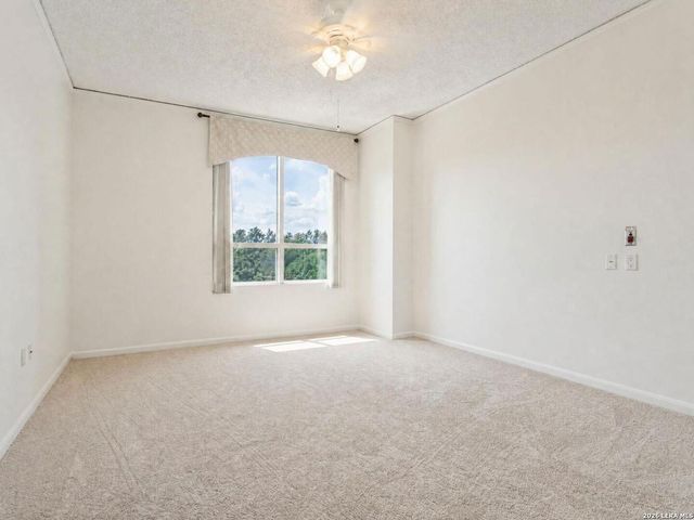 1 Towers Park Ln Apt 317, San Antonio, TX 78209