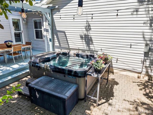 706 Rolling Wind Drive, O'fallon, MO 63368