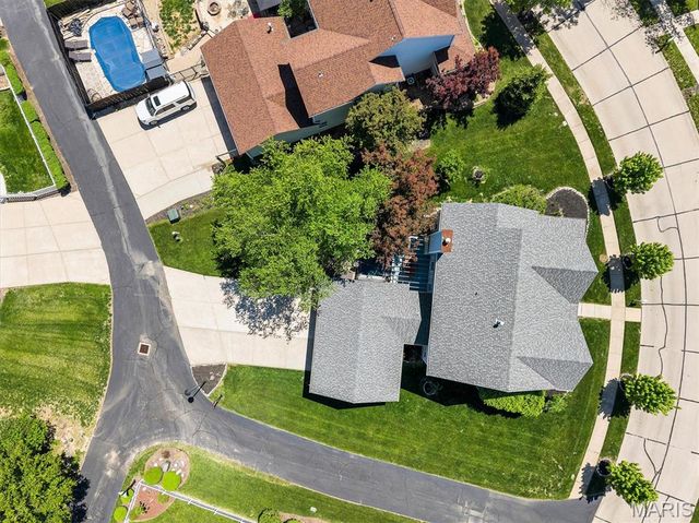 706 Rolling Wind Drive, O'fallon, MO 63368