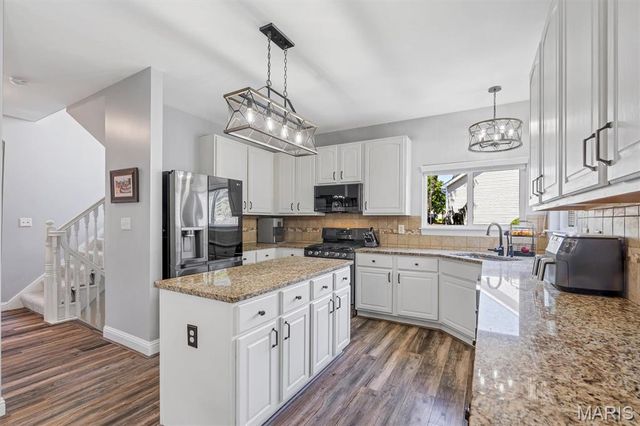 706 Rolling Wind Drive, O'fallon, MO 63368