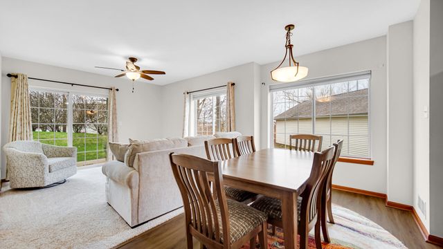 3001 Columbine Circle F, Valparaiso, IN 46383