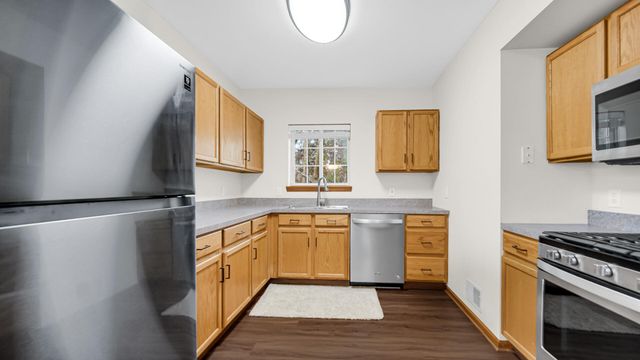 3001 Columbine Circle F, Valparaiso, IN 46383