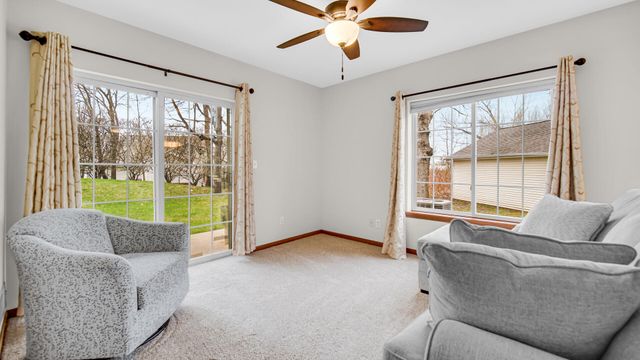 3001 Columbine Circle F, Valparaiso, IN 46383